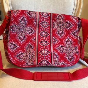 Vera Bradley messenger bag